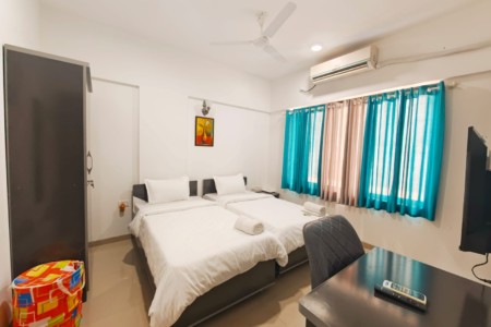 Twin room serviced apartments in Pune