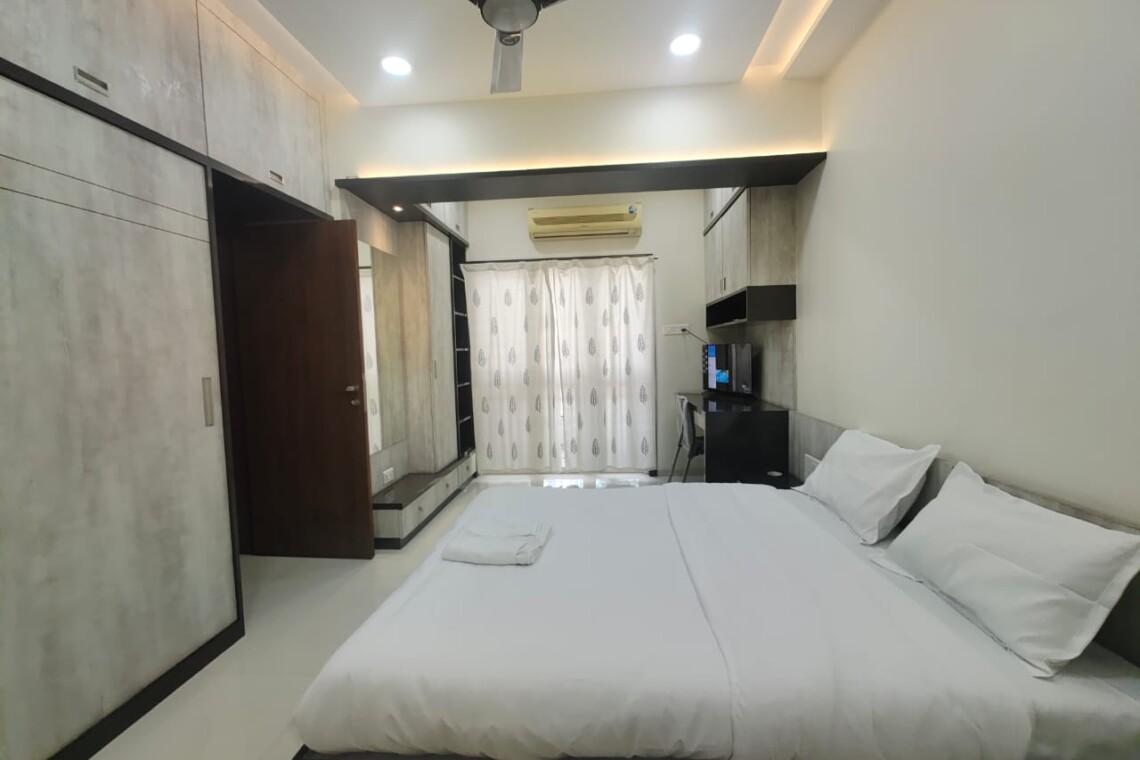 Luxury Room in Serviced Apartments at Balewadi High Street Pune