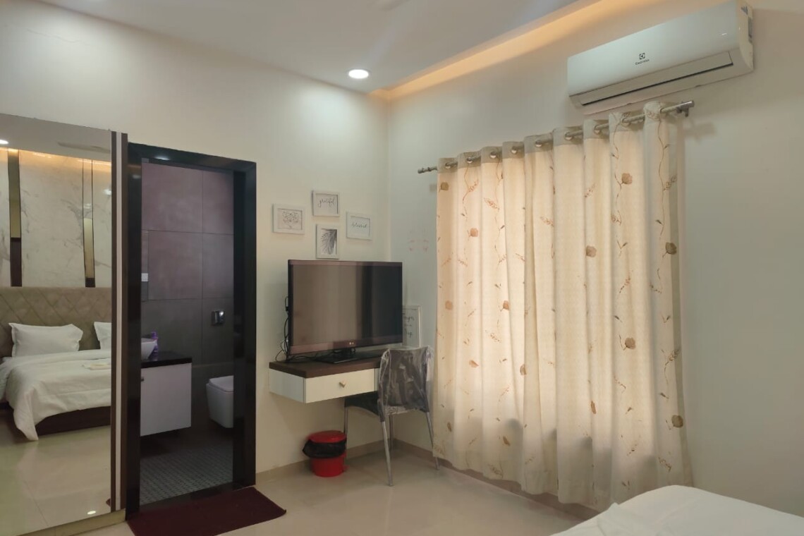 Luxury Room in Serviced Apartments at Balewadi High Street Pune