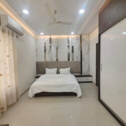 Luxury Room in Serviced Apartments at Balewadi High Street Pune