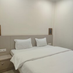Luxury Room in Serviced Apartments at Balewadi High Street Pune