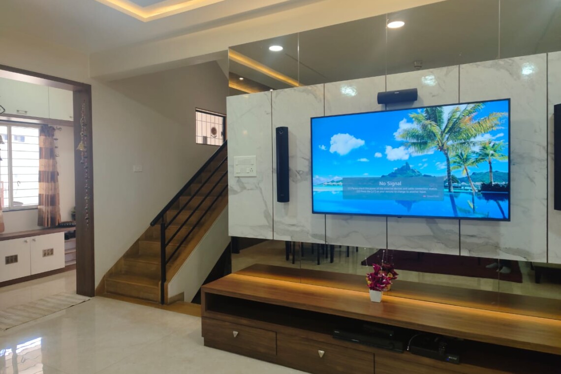 Luxury Room in Serviced Apartments at Balewadi High Street Pune